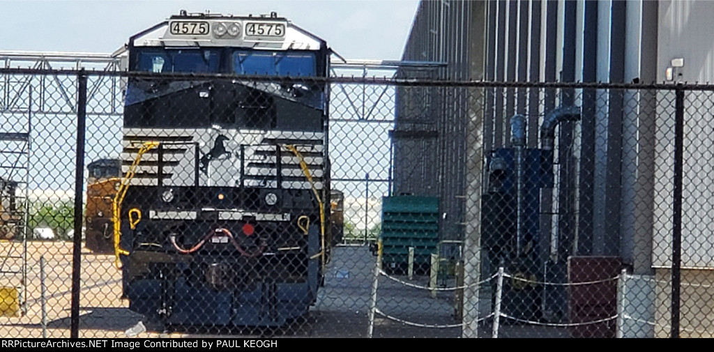 NS 4575 on the side track adjacent to the north side of the Wabtec Locomotive Plant. 